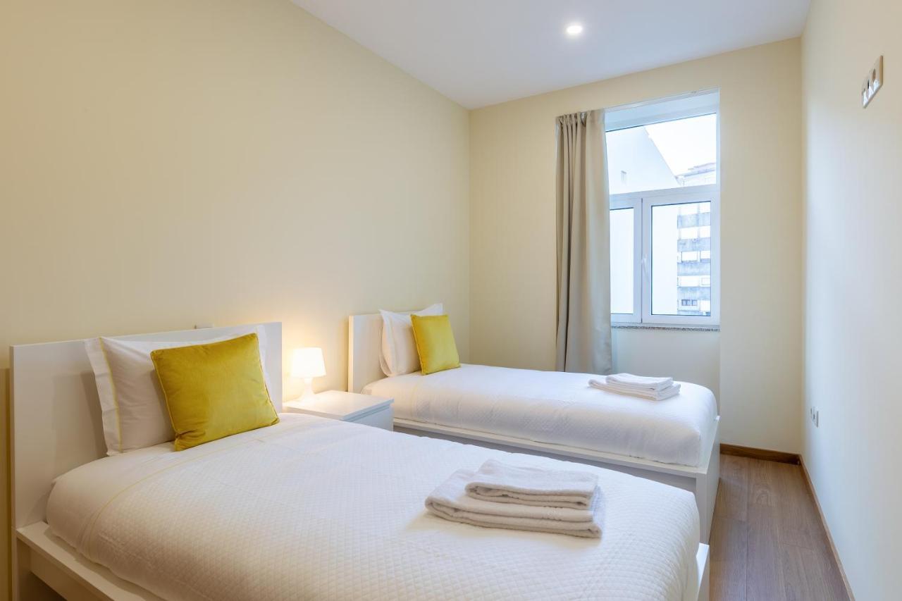 Yellow Tiles By Pcale Porto Ngoại thất bức ảnh